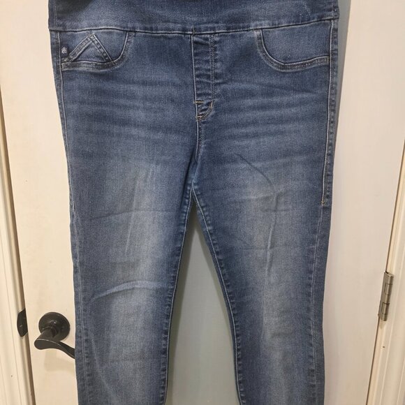 Rock & Republic Pull-On Cropped Jeans | Size 16 | Stretch Denim Blue Jeggings - Picture 5 of 15